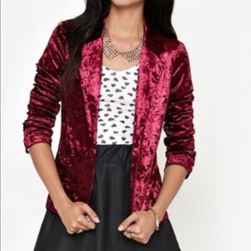 Pacsun velvet blazer